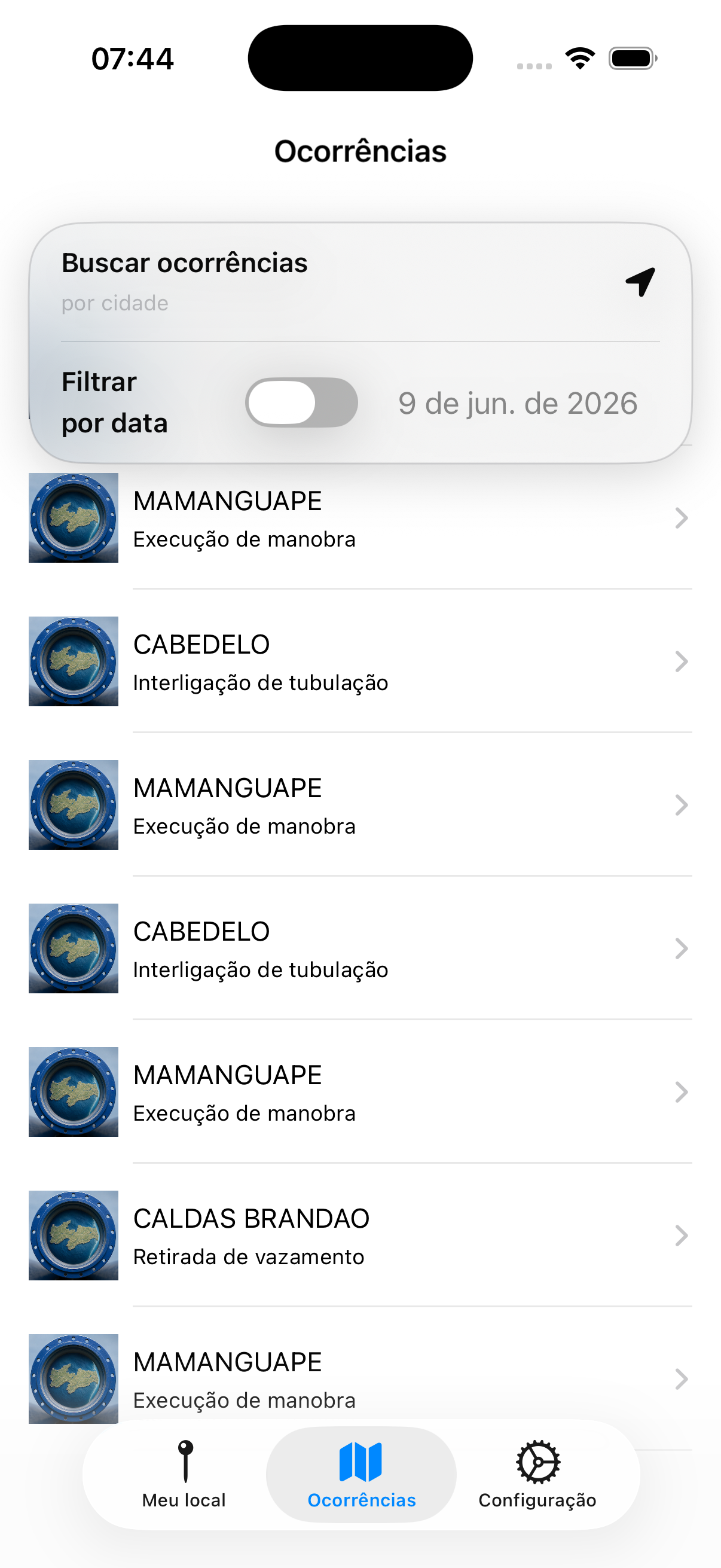 Tela real do aplicativo listando ocorrências de manutenção